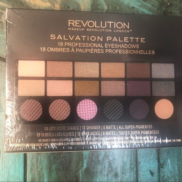 Makeup Revolution- Girls on Film Brand New Sealed - Picture 4 of 4